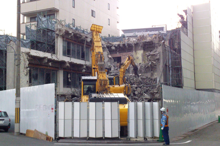 解体工事業の技術者とみなす経過措置期間が終了します【続報】